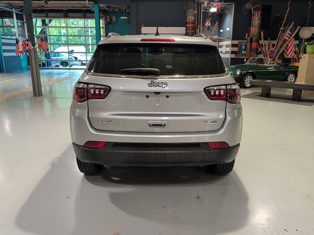 Used 2022 Jeep Compass Latitude AWD/4WD image 8