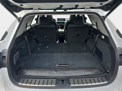 Used 2022 Lexus RX 450hL Luxury image 13