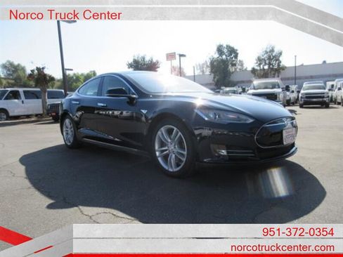 Used 2013 Tesla Model S Performance image 4