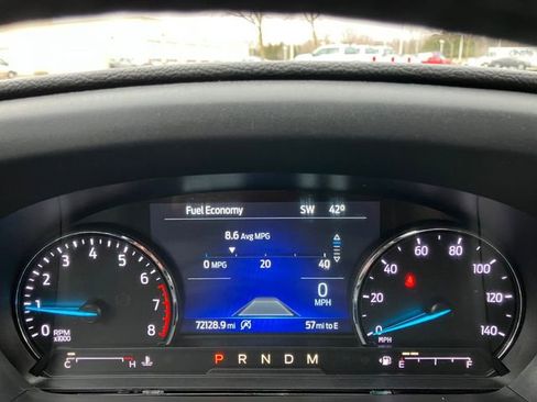 Used 2020 Ford Explorer XLT w/ Equipment Group 202A image 6