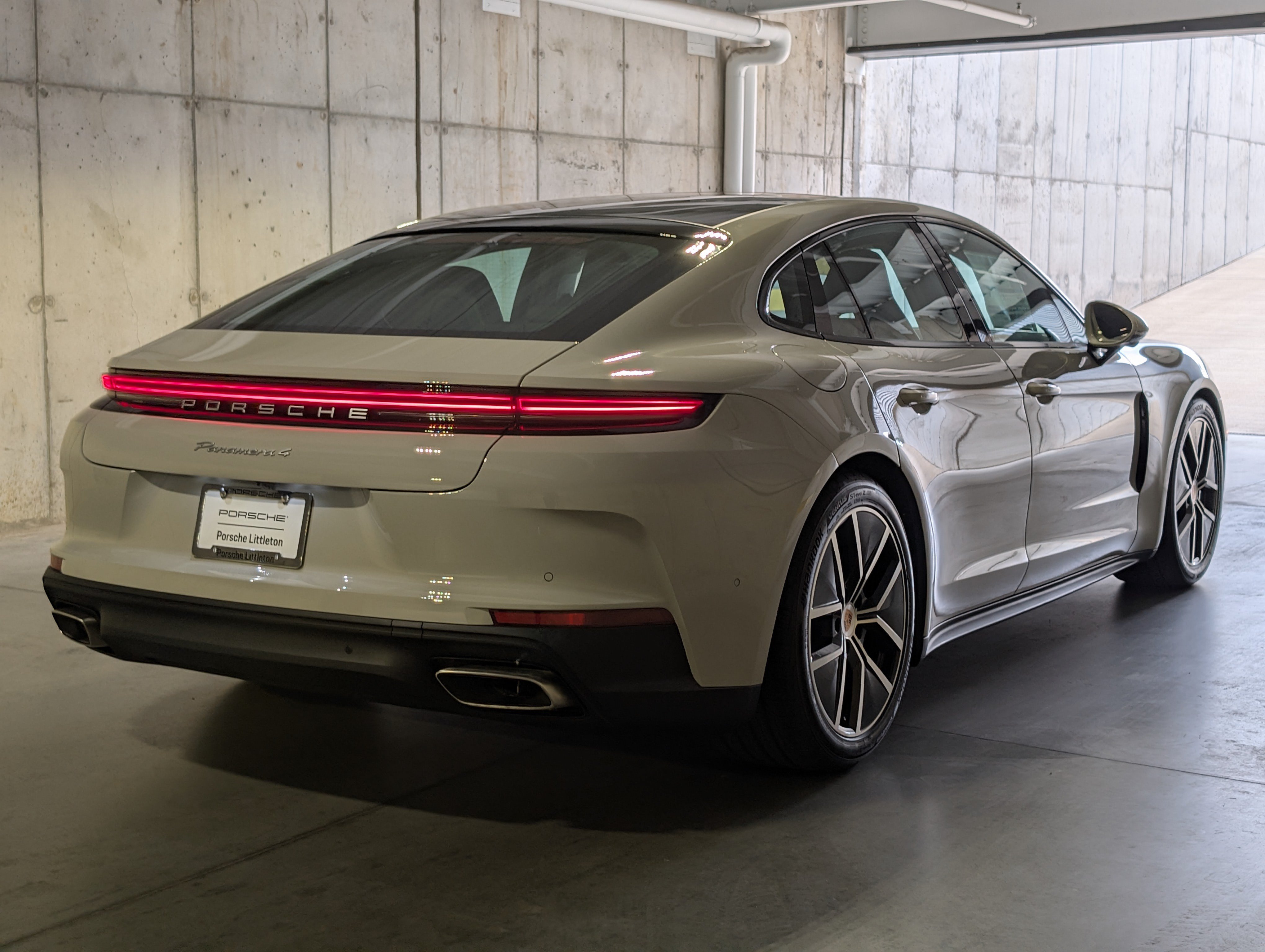 New 2026 Porsche Panamera 4 AWD/4WD image 9
