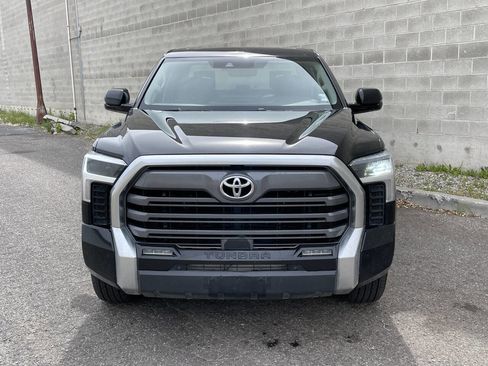 Used 2023 Toyota Tundra Limited AWD/4WD image 3