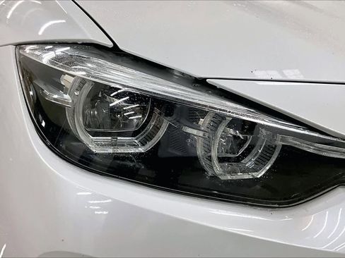 Used 2018 BMW 330i Sedan image 30