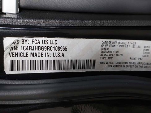 Used 2024 Jeep Grand Cherokee Limited image 52