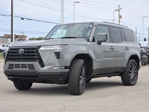 Certified 2025 Lexus GX 550 w/ Accessory Package (2T) AWD/4WD image 6