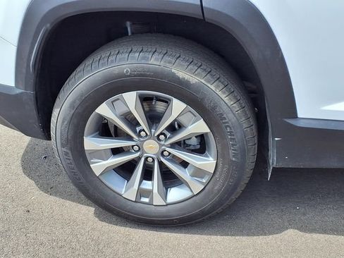 Certified 2025 Chevrolet Equinox LT w/ Convenience Package II AWD/4WD image 25