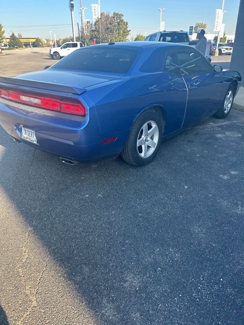 Used 2010 Dodge Challenger SE RWD image 5