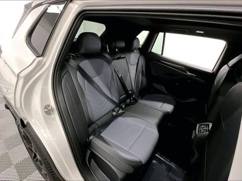 Used 2025 Volkswagen Tiguan SE R-Line AWD/4WD image 26