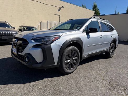 Used 2025 Subaru Outback Onyx Edition XT AWD/4WD image 3