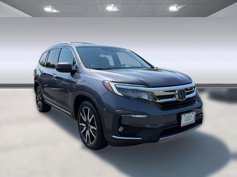 Used 2020 Honda Pilot Touring image 7