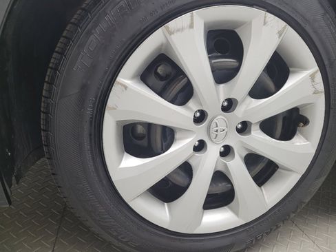 Used 2023 Toyota Corolla LE FWD image 31