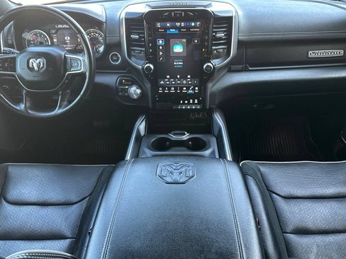 Used 2022 RAM 1500 Laramie AWD/4WD image 13