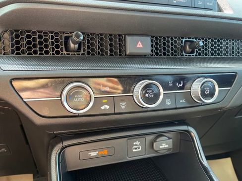 Certified 2025 Honda CR-V LX image 28