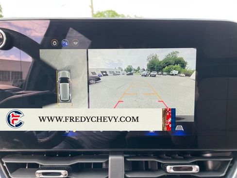 Used 2025 Chevrolet Equinox ACTIV w/ Safety and Technology Package FWD image 23