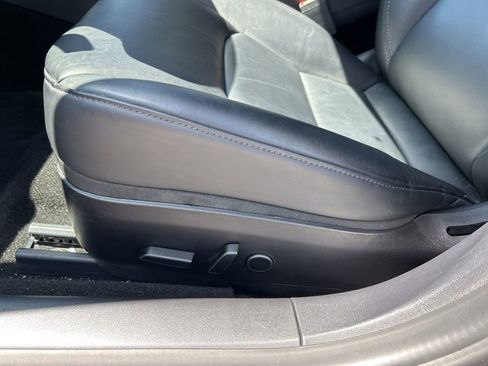 Used 2021 Tesla Model 3 Standard Range Plus RWD image 16