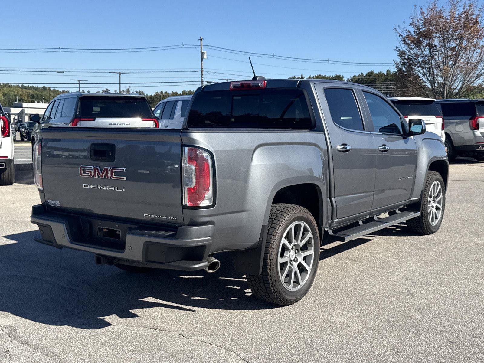 Used 2022 GMC Canyon Denali AWD/4WD image 8
