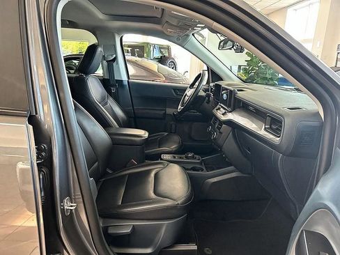 Used 2023 Ford Maverick Lariat w/ Lariat Luxury Package AWD/4WD image 35