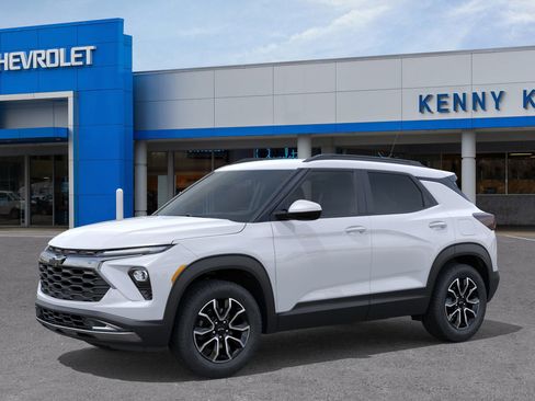 New 2026 Chevrolet TrailBlazer ACTIV image 2