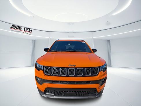 New 2026 Jeep Compass Latitude image 7