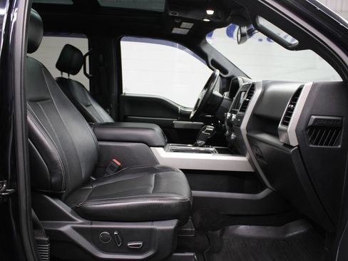 Used 2018 Ford F150 Lariat w/ Equipment Group 502A Luxury AWD/4WD image 30