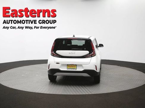 Used 2025 Kia Soul LX FWD image 35