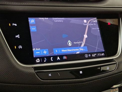 Used 2021 Cadillac XT5 Sportv AWD/4WD image 3