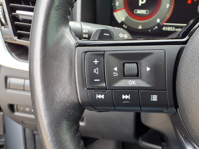 Used 2023 Nissan Rogue Platinum w/ Platinum Premium Package AWD/4WD image 13