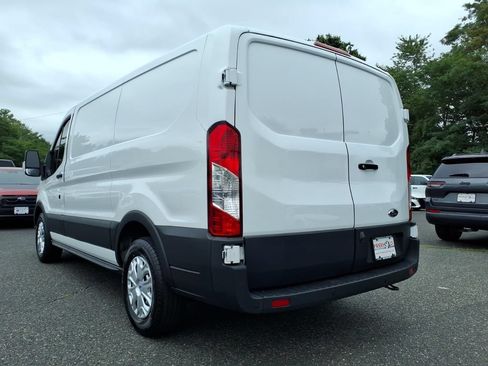 Used 2020 Ford Transit 150 Low Roof RWD image 17