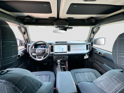 New 2026 Ford Bronco Heritage Edition AWD/4WD image 16
