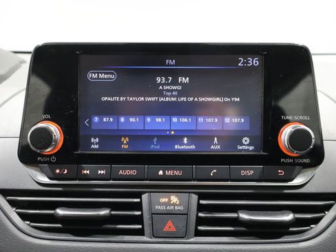 Used 2024 Nissan Altima 2.5 S image 28