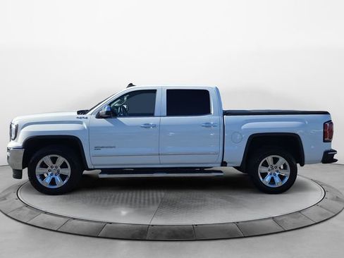 Used 2018 GMC Sierra 1500 SLT image 2