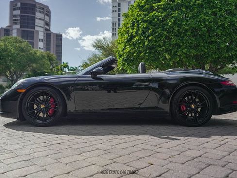 Used 2017 Porsche 911 Carrera S image 3