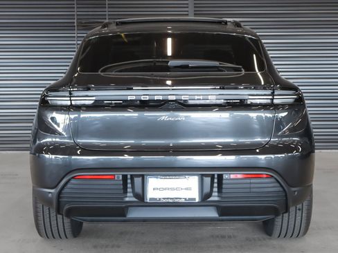 New 2026 Porsche Macan Electric RWD image 9