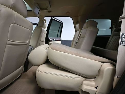 Used 2003 Lincoln Navigator Luxury image 38