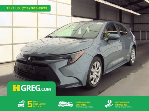 Used 2024 Toyota Corolla LE FWD image 1