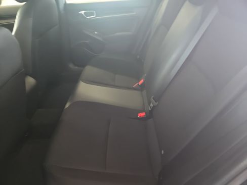 Used 2023 Honda Civic Sport image 8