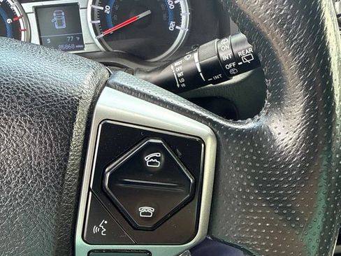 Used 2016 Toyota 4Runner SR5 AWD/4WD image 14