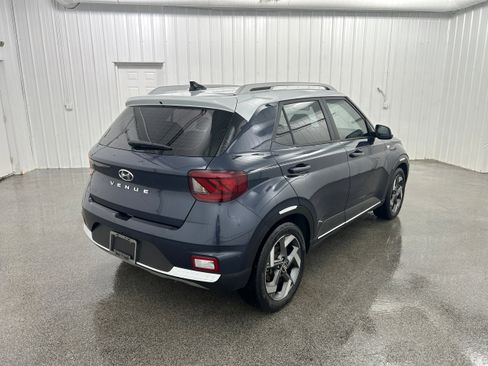 Used 2021 Hyundai Venue w/ Cargo Package FWD image 33