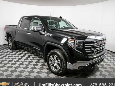 Certified 2025 GMC Sierra 1500 SLT AWD/4WD image 1
