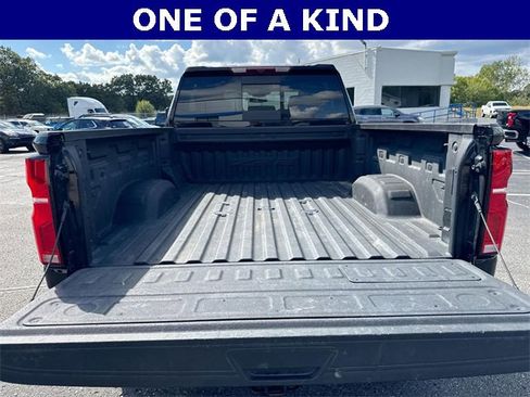 Certified 2024 Chevrolet Silverado 2500 ZR2 w/ LPO, Dark Essentials Package image 27