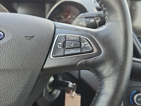 Used 2018 Ford Escape SEL w/ Ford Safe & Smart Package FWD image 20