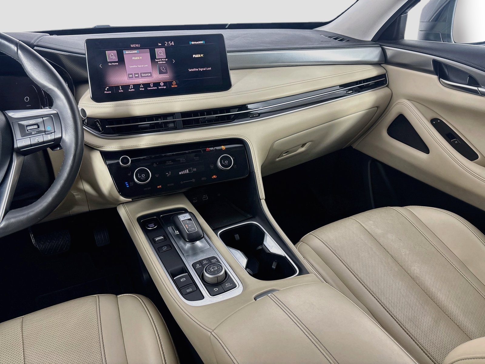 Used 2023 INFINITI QX60 Luxe w/ Cargo Package AWD/4WD image 24