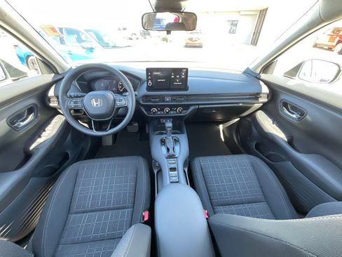 Used 2026 Honda HR-V LX image 8