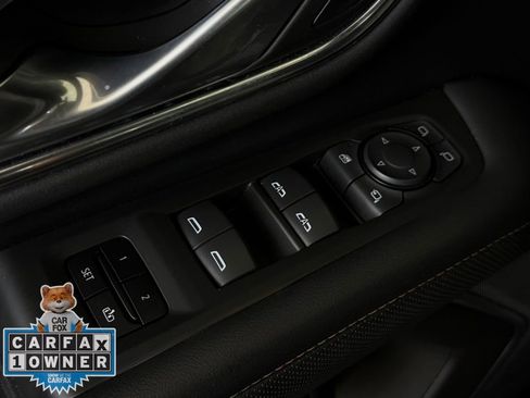 Used 2022 GMC Yukon AT4 AWD/4WD image 27