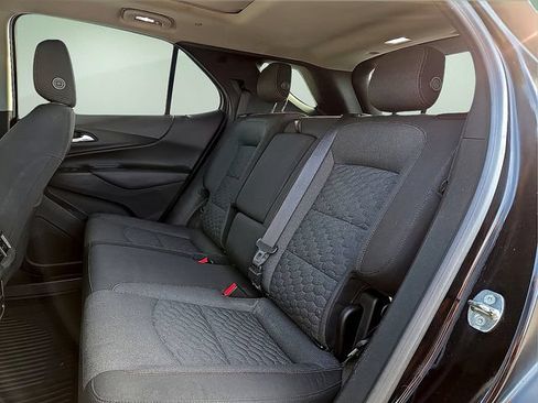 Used 2018 Chevrolet Equinox LT w/ Sun & Infotainment Package FWD image 13