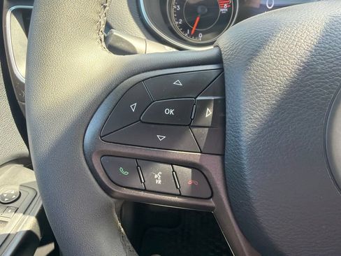 Used 2022 Jeep Cherokee Trailhawk w/ Sun, Sound & Nav Group AWD/4WD image 10