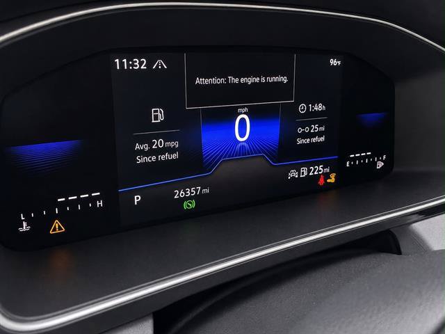 Used 2025 Volkswagen Jetta SE FWD image 19