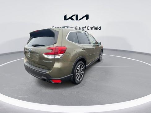 Used 2022 Subaru Forester Limited image 8