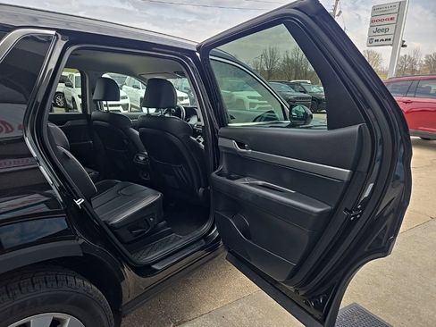 Used 2025 Hyundai Palisade SEL AWD/4WD image 76