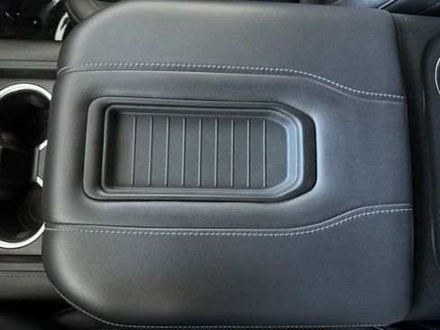 Used 2021 Chevrolet Tahoe Z71 AWD/4WD image 20